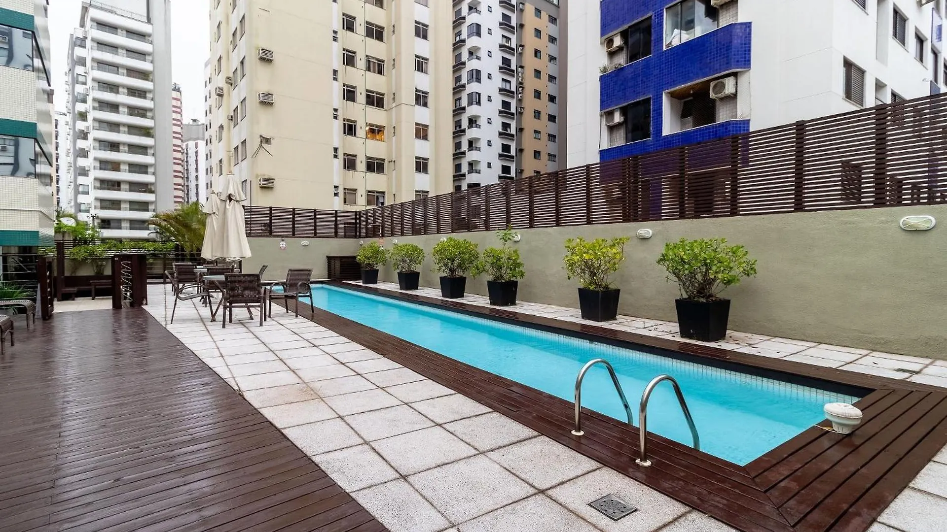 Conforto E Lazer No Centro De Floripa Cjm0501 フロリアノポリス アパート
